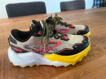 Used Brooks Running Shoes bike — image 1 of 5