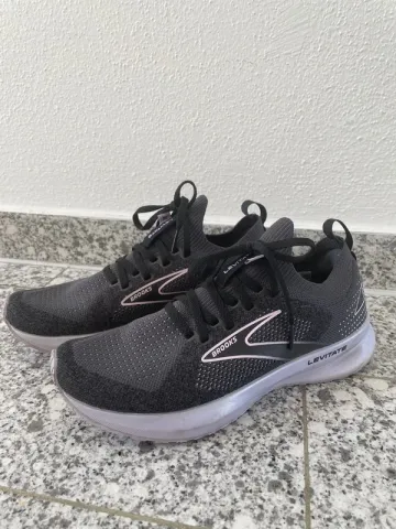 Brooks Levitate StealthFit 5 Running Shoes de segunda mano
