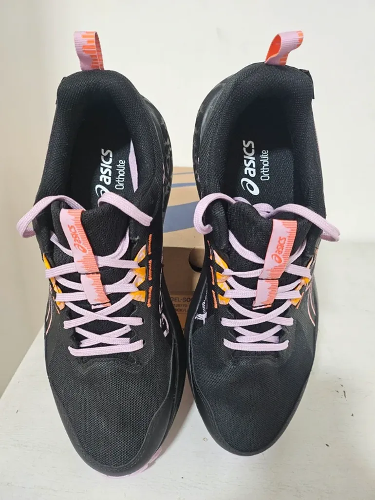 Used Asics Gel Sonoma 8 GTX bike — image 4 of 8