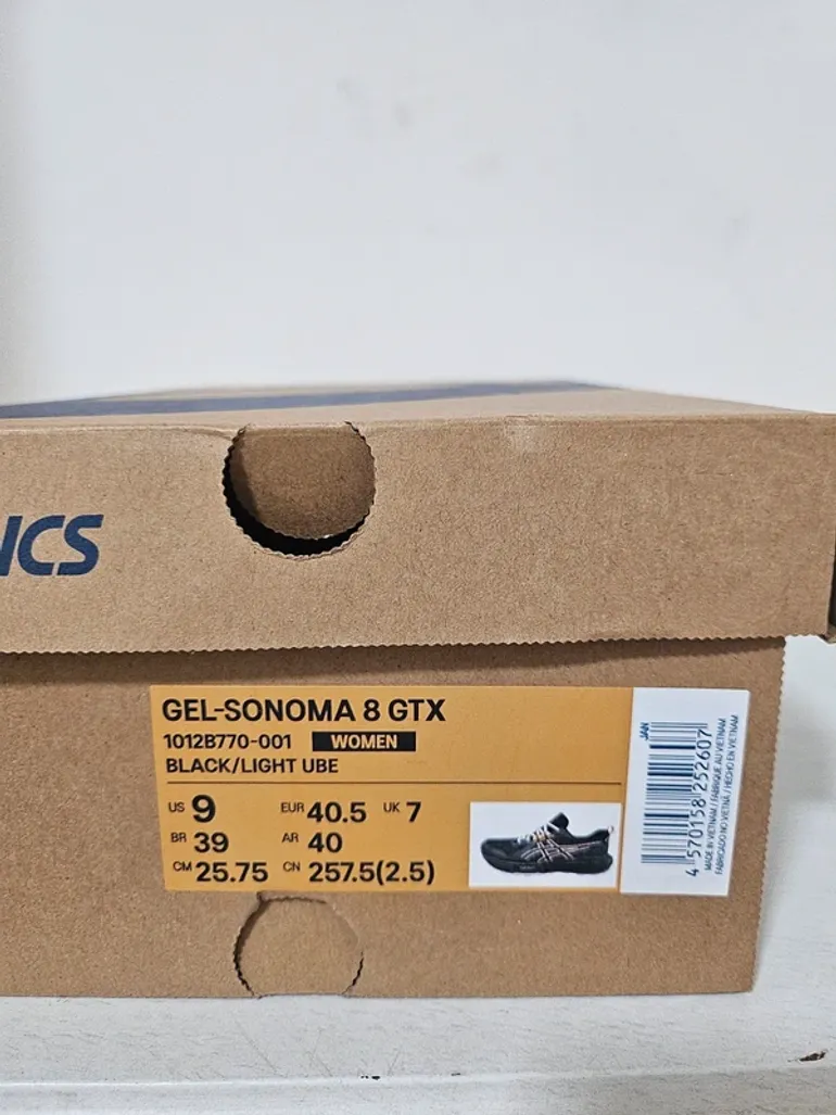 Used Asics Gel Sonoma 8 GTX bike — image 8 of 8