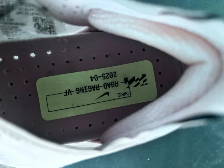 Used Nike Vaporfly 3 bike — image 5 of 7