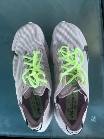 Used Nike Vaporfly 3 bike — image 3 of 7