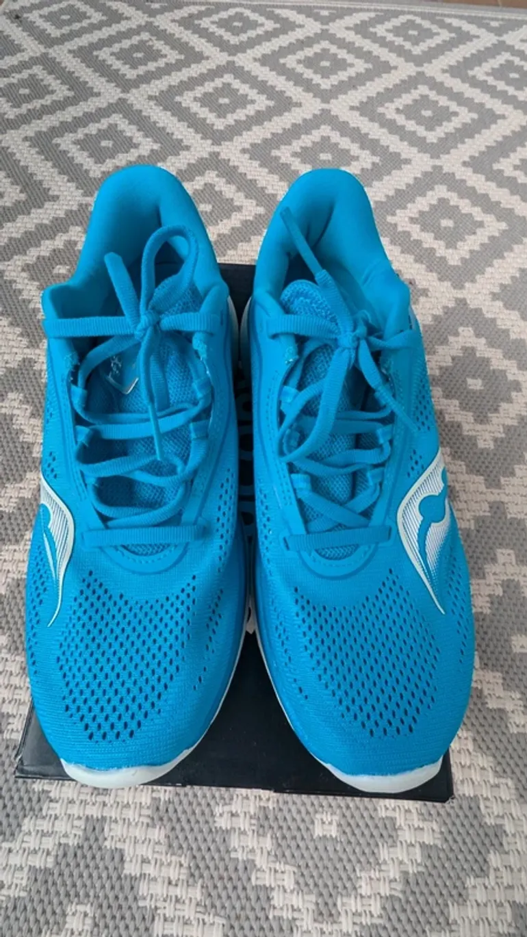 Used Saucony Kinvara 15 bike — image 3 of 5