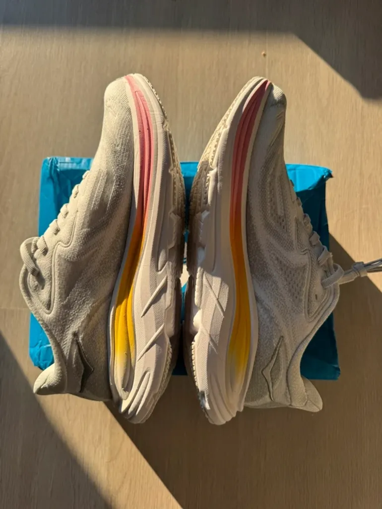 Used Hoka Clifton 10 bike — image 5 of 9
