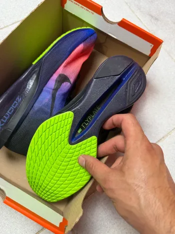 Použité Nike ZoomX Vaporfly 4 Glam bike — obrázek 5 z 7