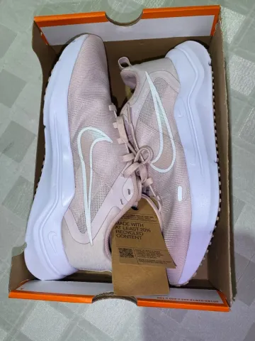 Nike Downshifter Running Shoes de segunda mano