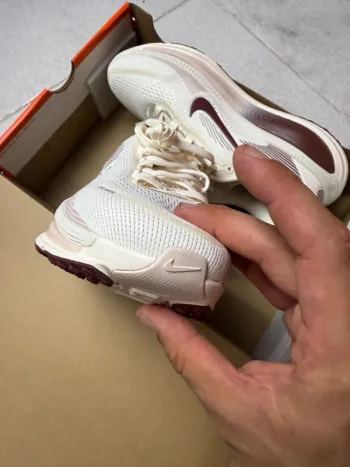 Brugt Nike Vomero 18 bike — billede 2 af 8