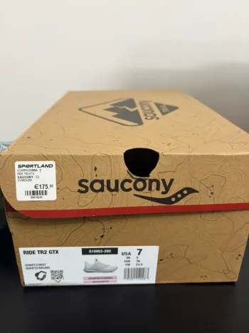 Used Saucony Trail Running Shoes Women bike — image 7 of 9