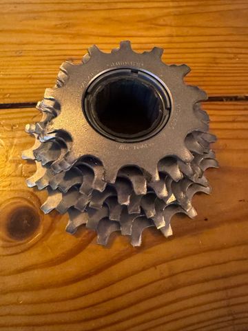 Shimano MF-7400 Drivetrain & Pedals usato