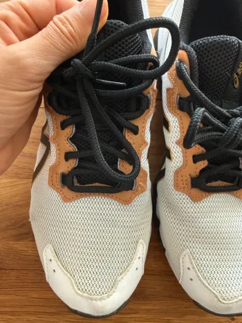 Käytetty Asics Gel-Quantum 360 bike — kuva 4 / 5