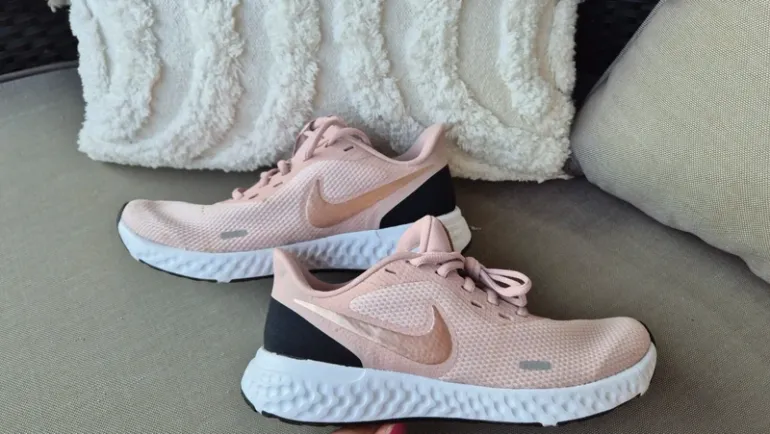 Použité Nike Turnschuhe bike — obrázek 3 z 14