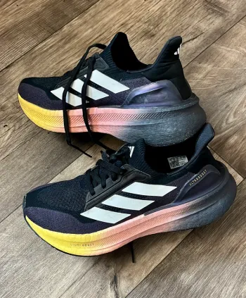 Gebrauchtes Adidas Ultraboost Light Boost bike — Bild 10 von 11