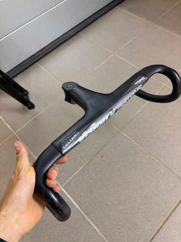 Brugt Vision cockpit handlebar metron 6d 420/110 Cockpit