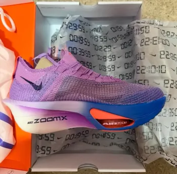 Used Nike Air Zoom Alphafly Next% 3 bike — image 3 of 4