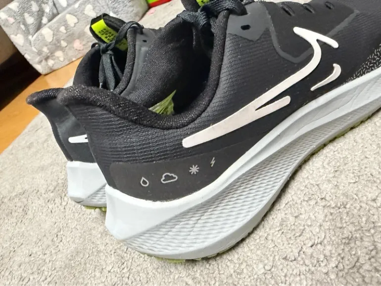 Used Pegasus Nike Air Zoom 39 Shield bike — image 3 of 6