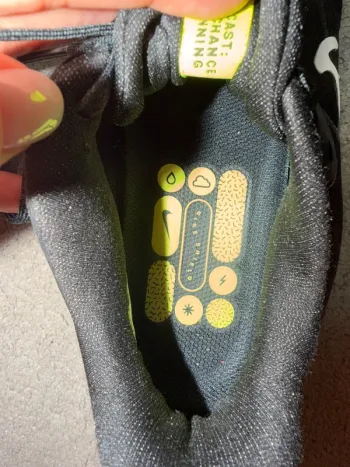 Used Pegasus Nike Air Zoom 39 Shield bike — image 5 of 6