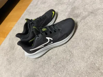 Used Pegasus Nike Air Zoom 39 Shield bike — image 2 of 6