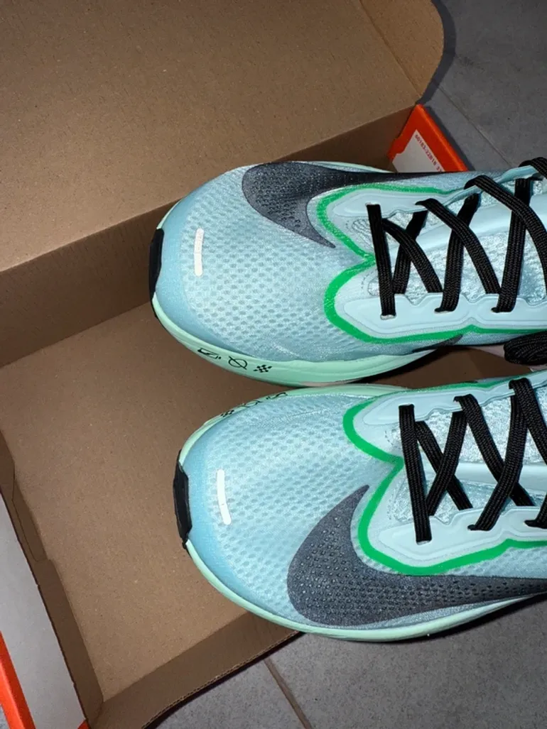 Used Nike Zoom Fly 6 bike — image 4 of 8