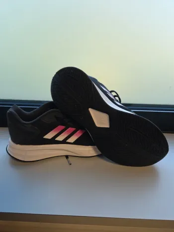 Used Adidas Running Shoes bike — image 3 of 4