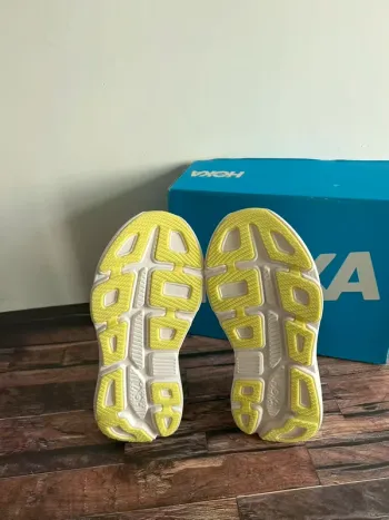 Hoka Bondi 9 bike d'occasion — image 5 sur 6