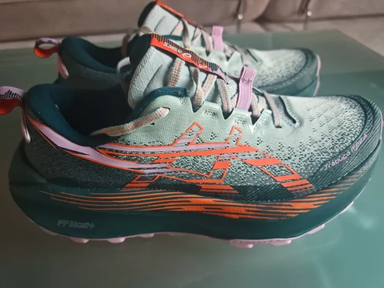 Použité Orange Asics Trabucco Max 4 bike — obrázek 1 z 10
