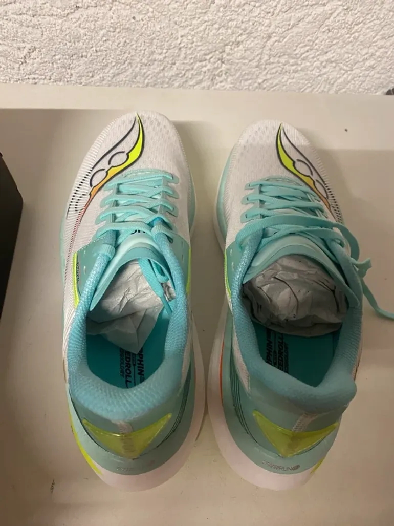 Použité Saucony Endorphin Azura bike — obrázek 7 z 8