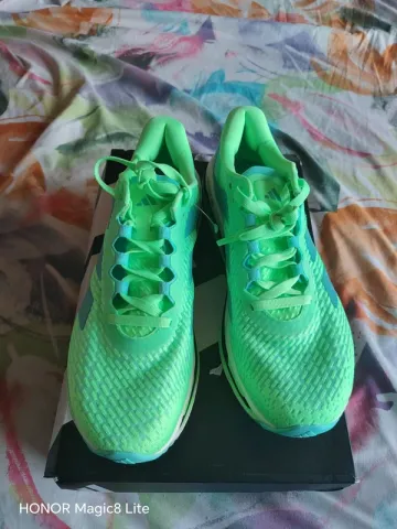 Used Adidas Adistar Running Shoes