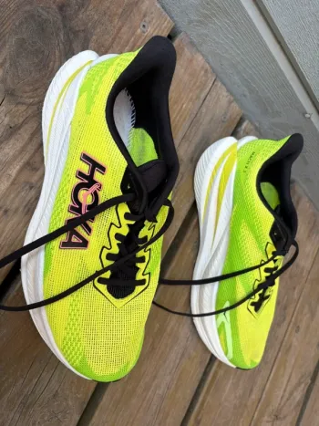 Used Hoka Mach x3 bike — image 3 of 5