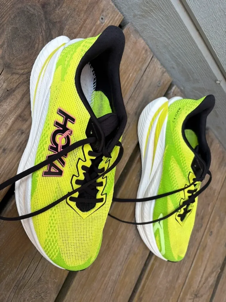 Used Hoka Mach x3 bike — image 3 of 5