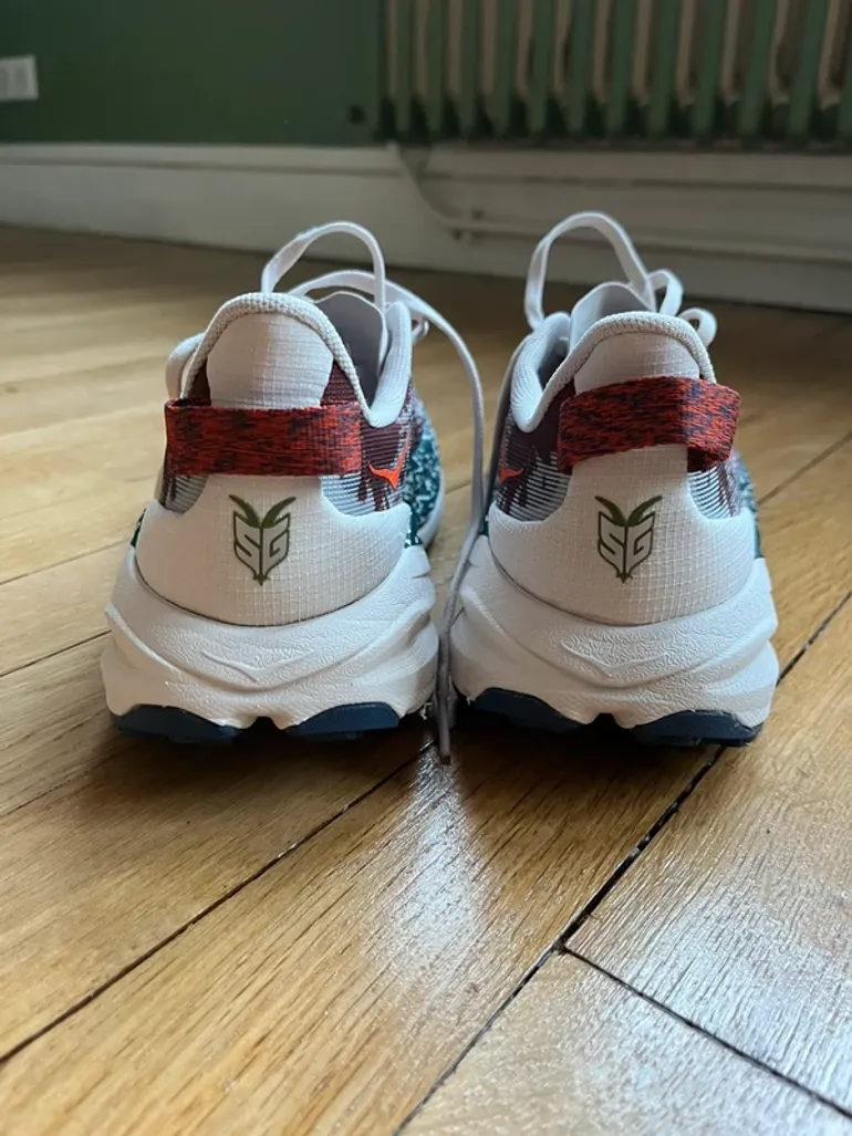 Used Hoka Speedgoat 6 bike — image 4 of 5