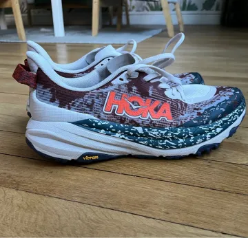 Used Hoka Speedgoat 6 Running Shoes