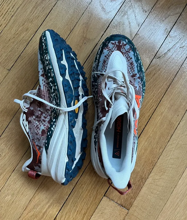Used Hoka Speedgoat 6 bike — image 2 of 5