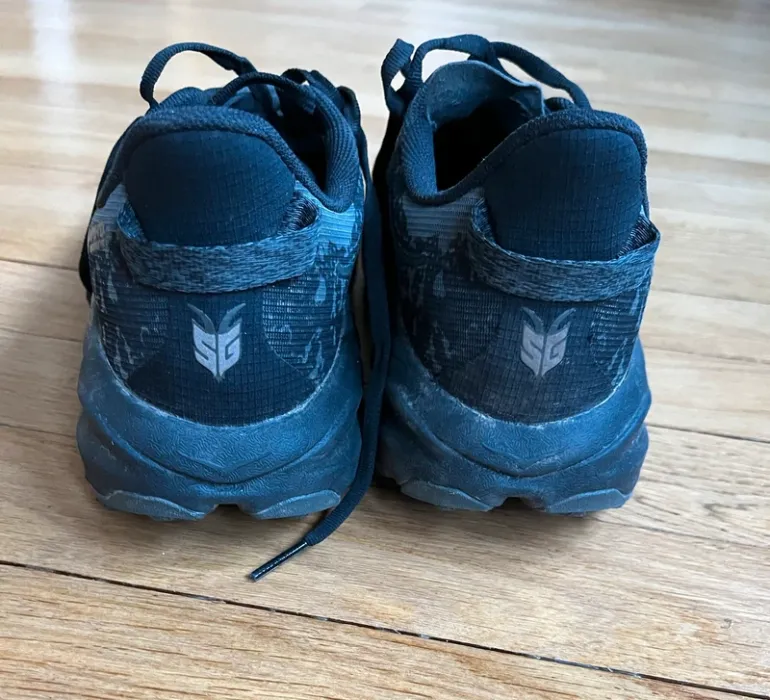 Used Hoka Speedgoat GTX bike — image 3 of 5