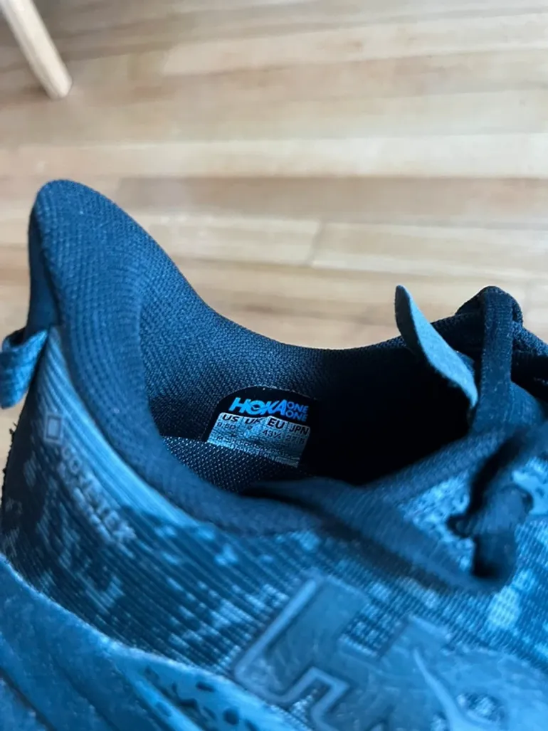 Used Hoka Speedgoat GTX bike — image 5 of 5