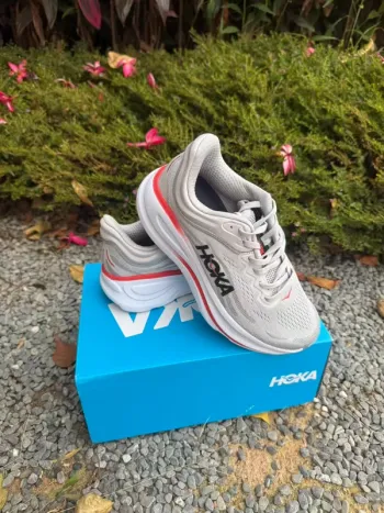 Used Hoka Bondi 9 bike — image 2 of 5