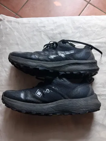 Used Asics Gel Trabuco 12 GTX bike — image 5 of 9