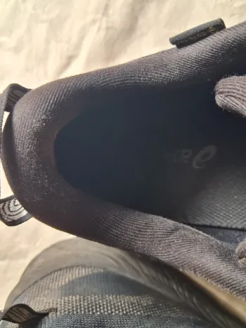 Used Asics Gel Trabuco 12 GTX bike — image 6 of 9