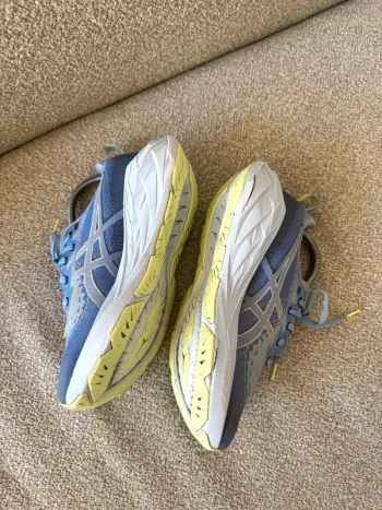 Gebrauchtes Asics Gel Novablast 4 bike — Bild 8 von 12