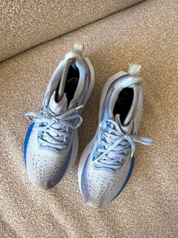 Gebrauchtes Asics Gel Novablast 4 bike — Bild 4 von 12
