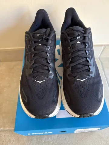 Used Hoka Clifton 10 Running Shoes