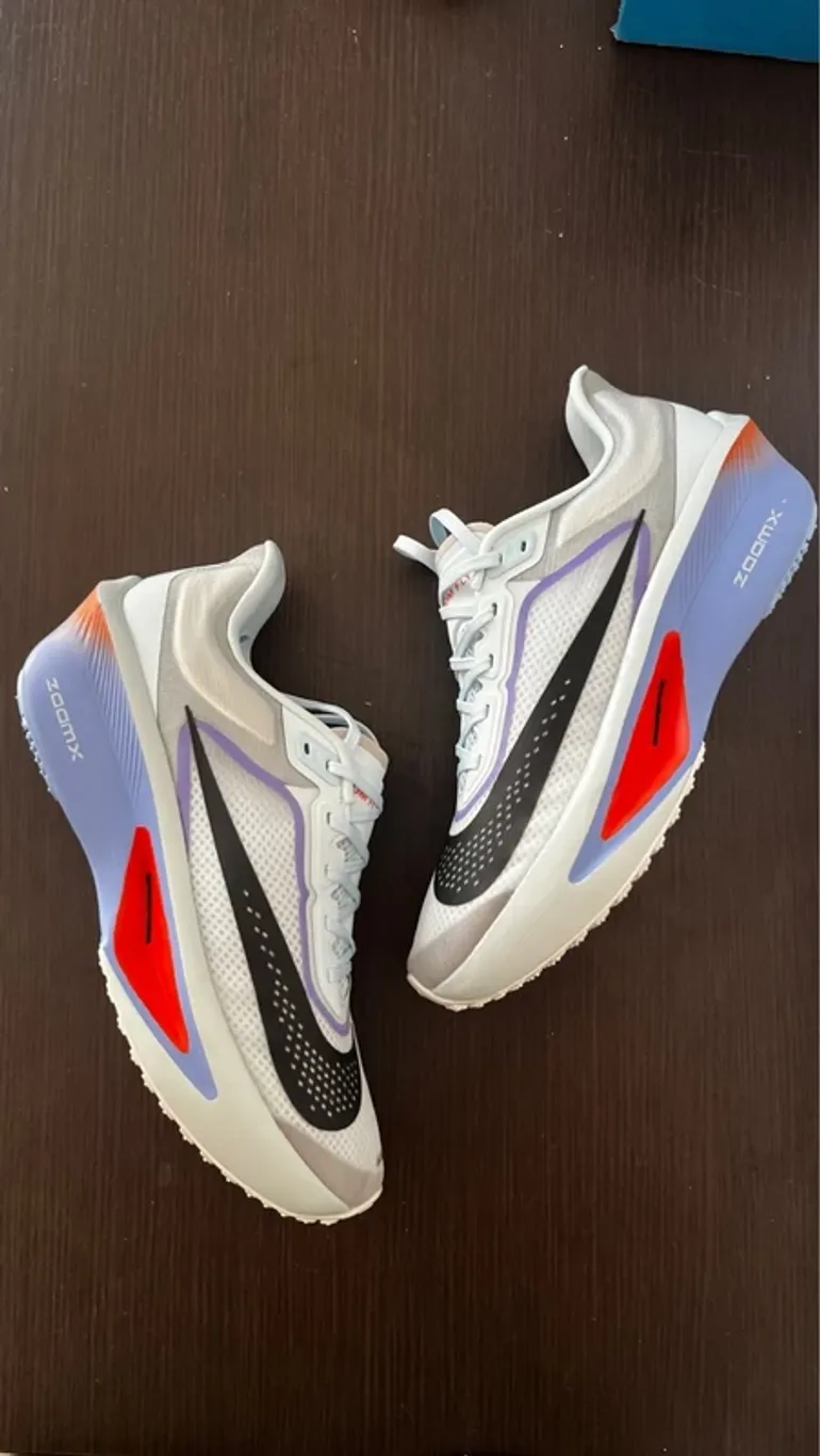 Použité White Zoom Fly 6 bike — obrázek 1 z 10