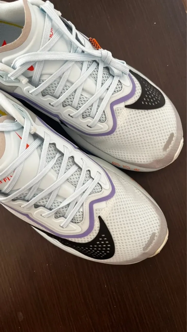 Použité White Zoom Fly 6 bike — obrázek 8 z 10