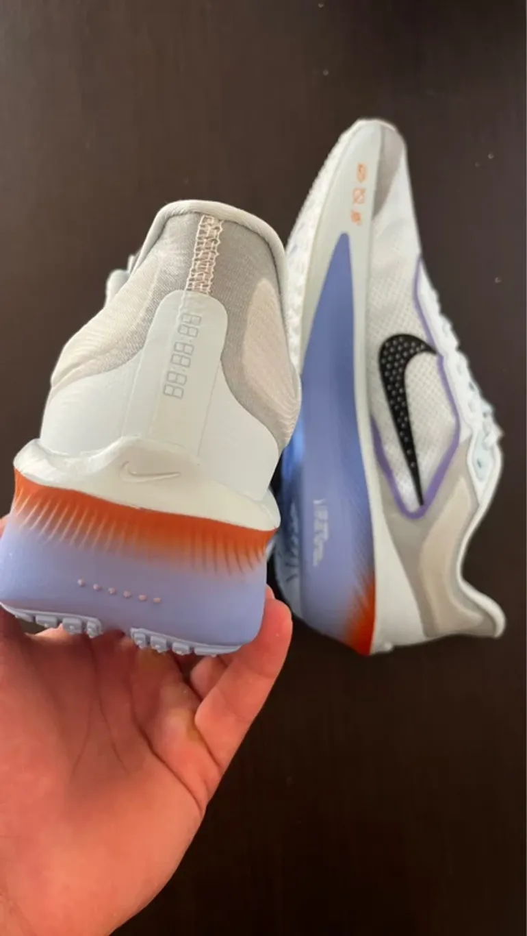 Použité White Zoom Fly 6 bike — obrázek 6 z 10