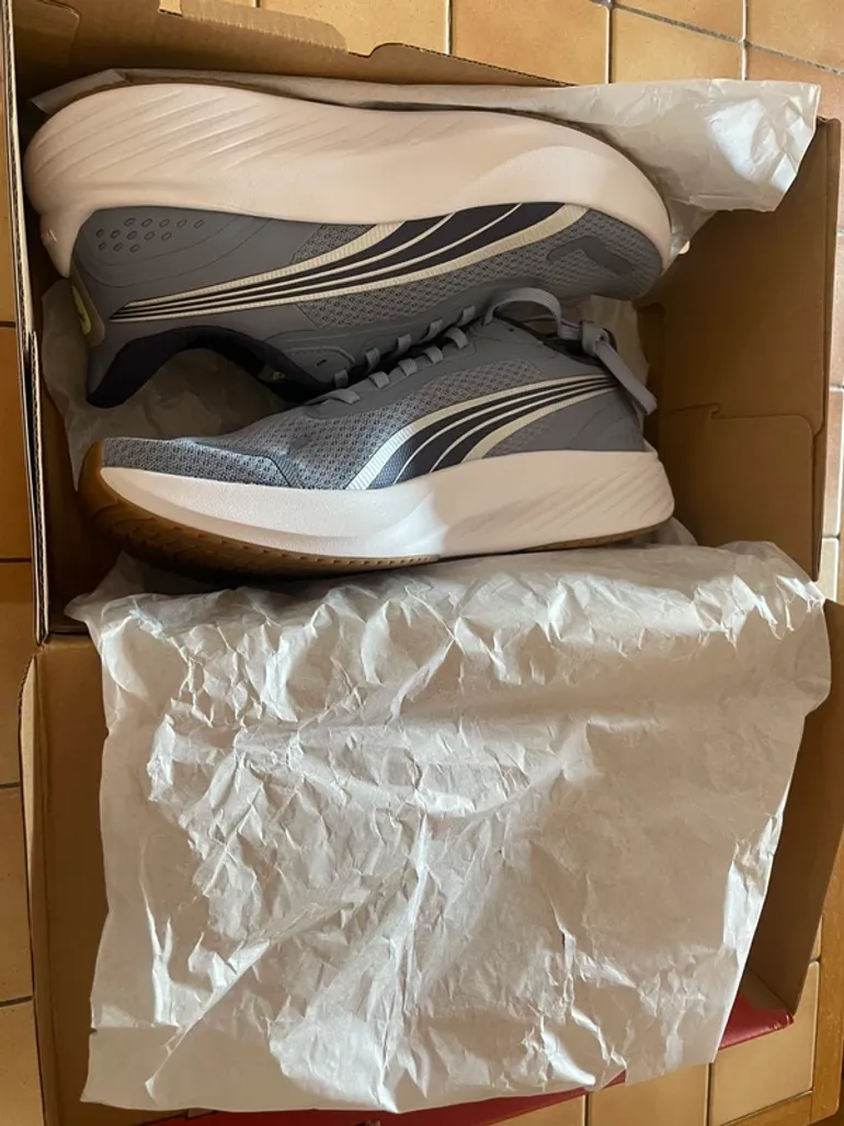 Puma Running Shoes Size 43 bike d'occasion — image 2 sur 3