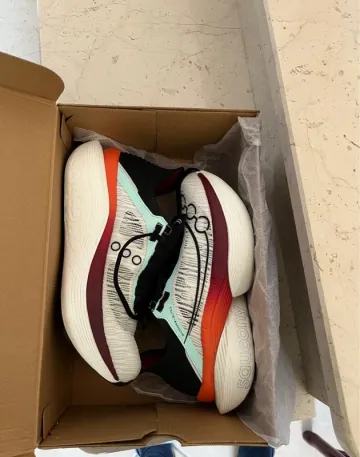 Używany Saucony Endorphin Elite 2 Running Shoes