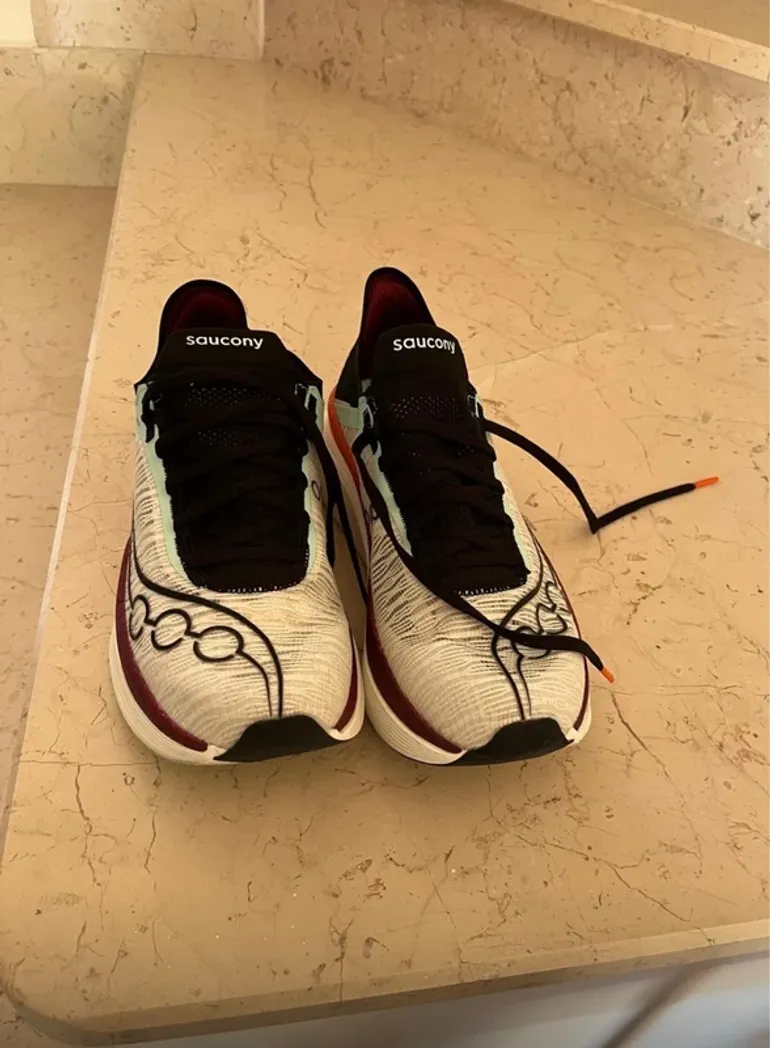 Używany Saucony Endorphin Elite 2 bike — zdjęcie 2 z 4