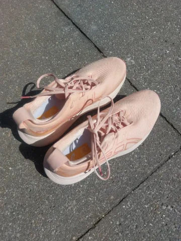 Gebrauchtes Asics Gel Nimbus 25 Running Shoes