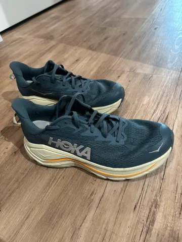 Used Orange Challenger 8 Wide Fit Running Shoes