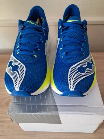 Used Saucony Endorphin Pro 4 Running Shoes