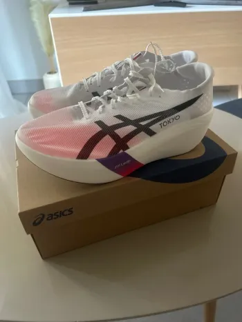 Gebrauchtes Asics Metaspeed Ray bike — Bild 3 von 9